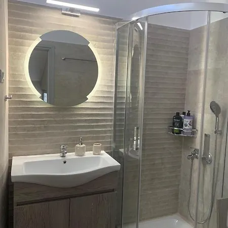 度假居 Nikolas Place 奥伊蒂龙