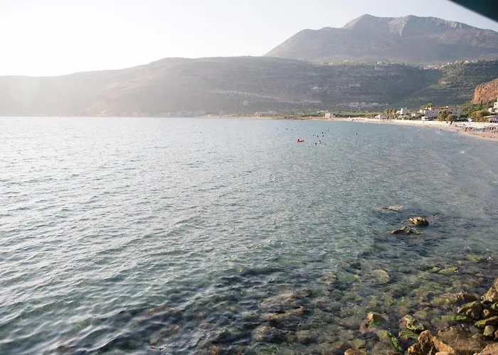 Nikolas Place Tatil Evi